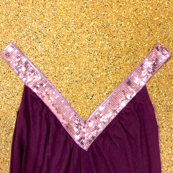 Lot of 3 cute tanks - Picture 3 of 8